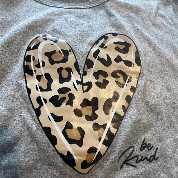 NWOT 2 Piece Leopard Print "BE KIND" PJ Pant and L/S Sleep Set-Size Small - Picture 2 of 3